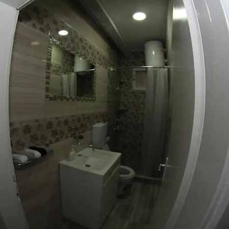 Apartment White Arrow *