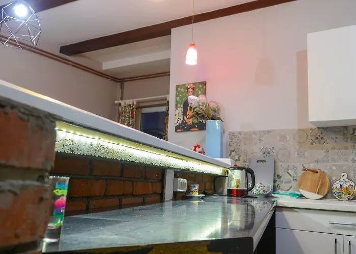 아파트 White Arrow 바이나 바슈타