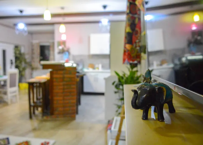 아파트 White Arrow 바이나 바슈타